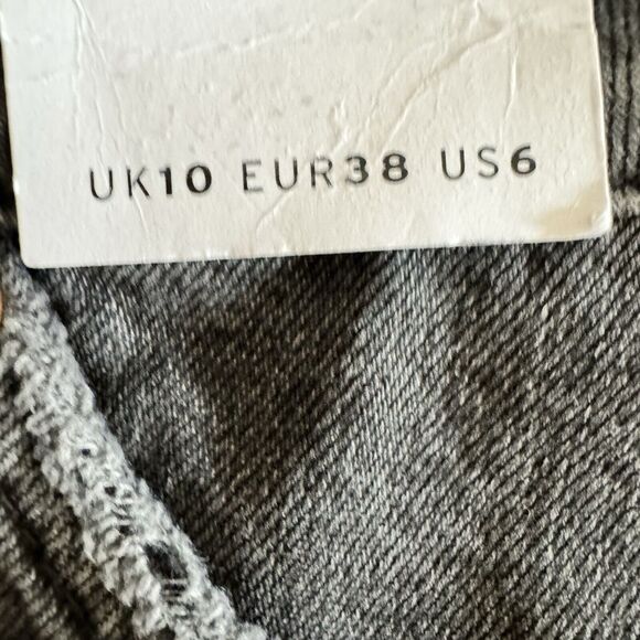 NWT  TOPSHOP Womens 6 Distressed Cut Off Shorts Distressed Raw Hem Black - Picture 5 of 7